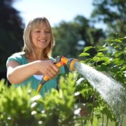 B&M Hozelock Watering Spray Gun -B and M Shop 288113 hozelock multi spray gun 2